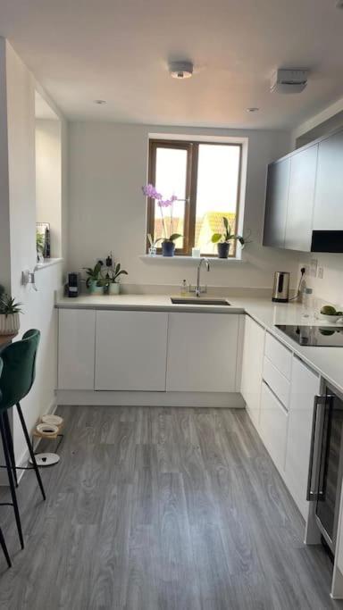 London Luxe: Stylish Studio Ngoại thất bức ảnh