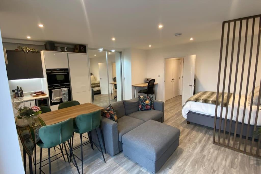 London Luxe: Stylish Studio Ngoại thất bức ảnh